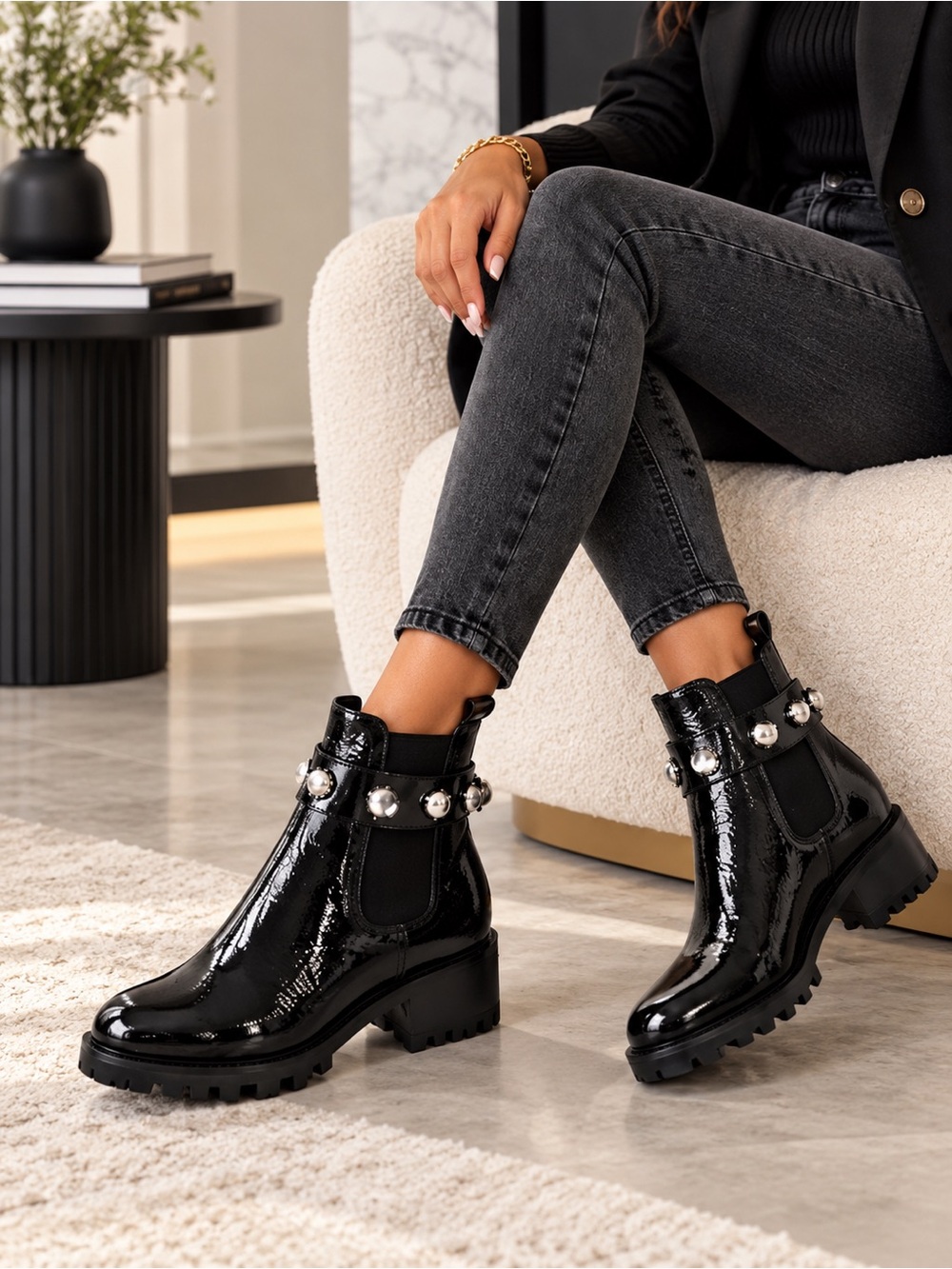NEW Karl Lagerfeld Paris Porshay Lug Sole Booties – Black, Size 6M